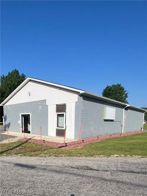 Photo of 3019 Parkman Road NW, Southington, OH 44470 (MLS # 5203352)