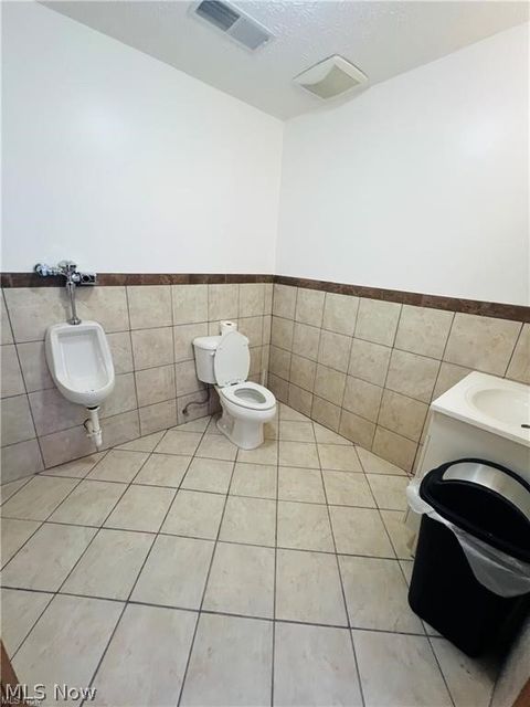 Tiny photo for 3019 Parkman Road NW, Southington, OH 44470 (MLS # 5203352)