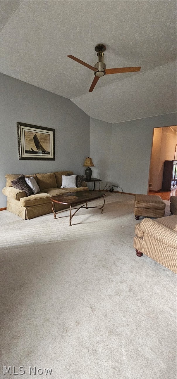 Commons/Falls Condo Ph 07 - Residential