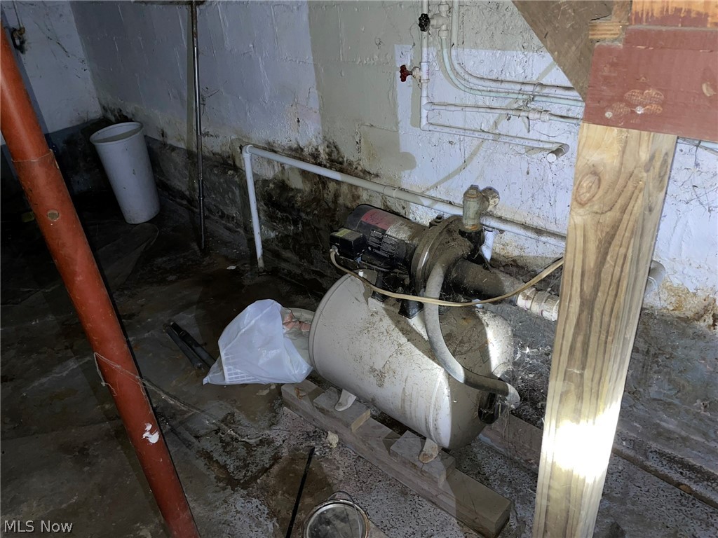 Connecticut Western Reserve - Residential