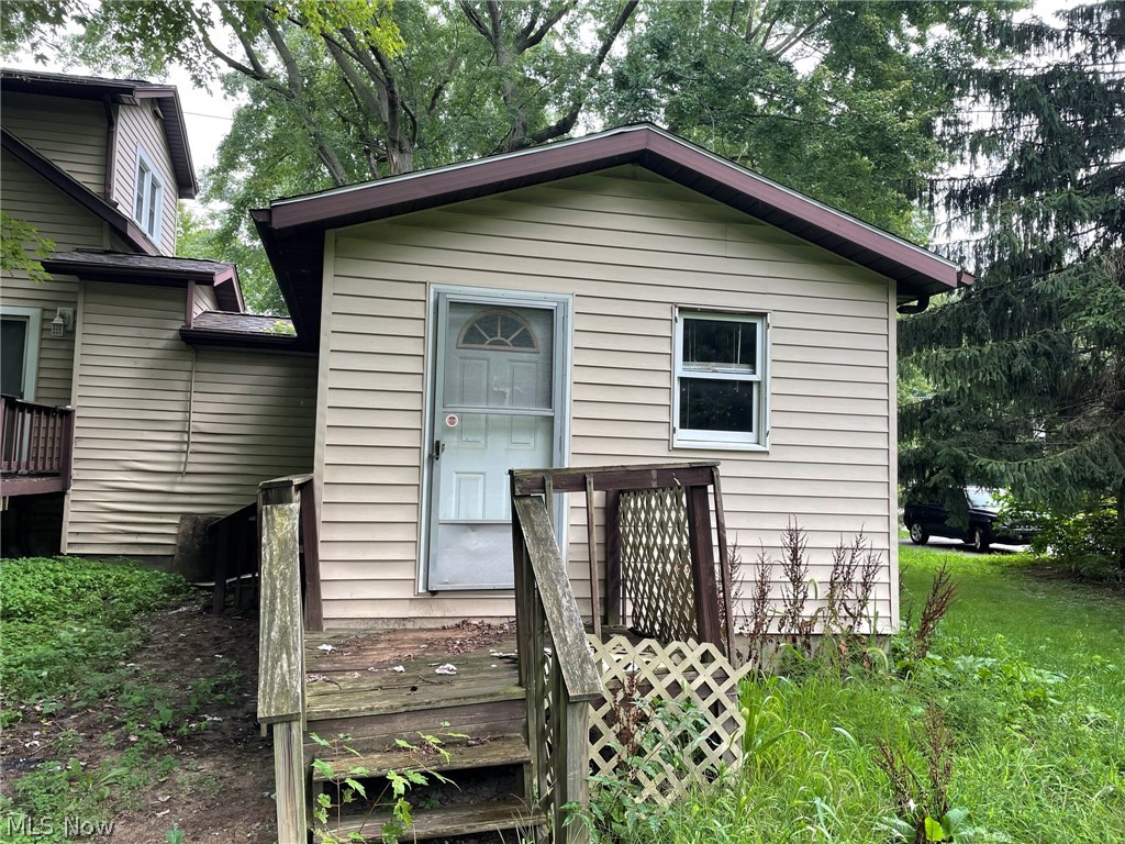 Connecticut Western Reserve - Residential