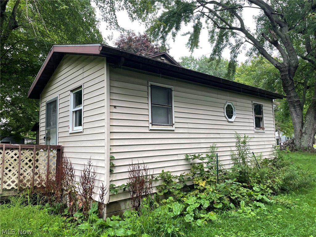 Connecticut Western Reserve - Residential