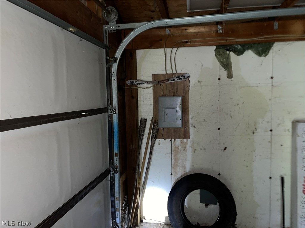 Connecticut Western Reserve - Residential