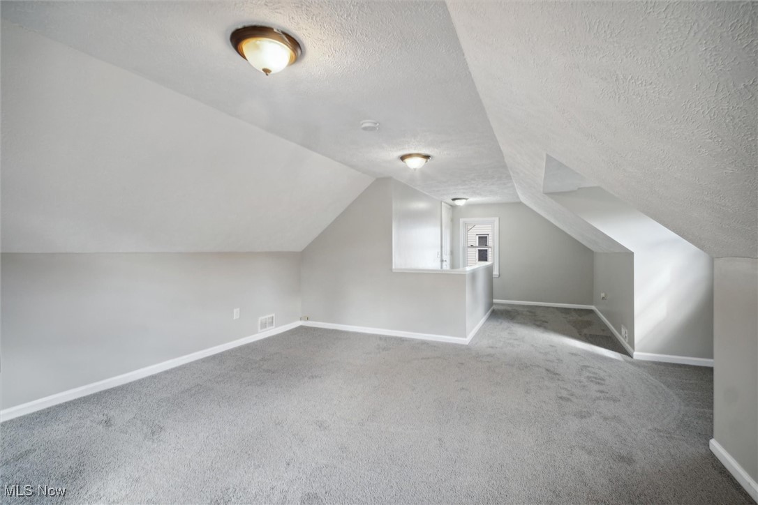 M J Mixs - Residential Lease