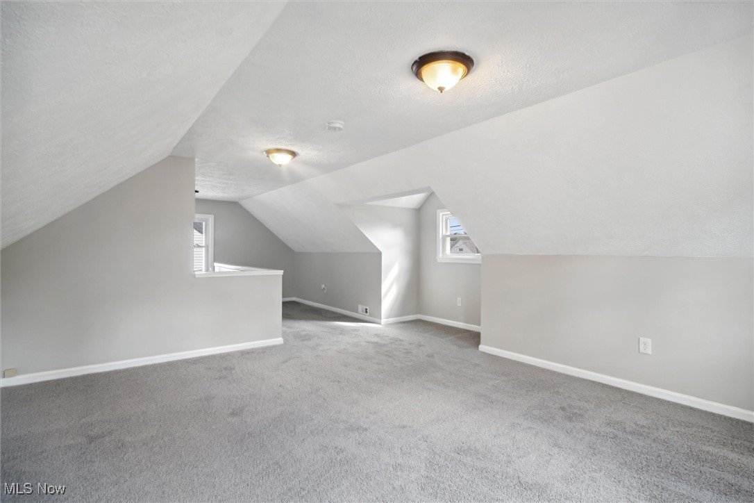 M J Mixs - Residential Lease