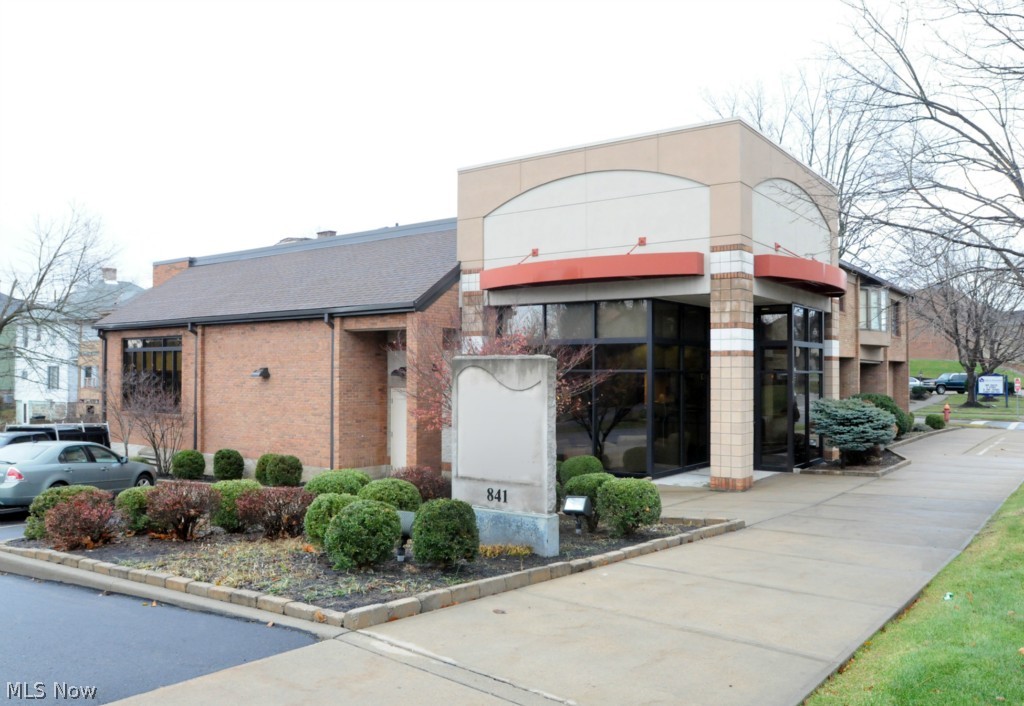 Cambridge - Commercial Lease