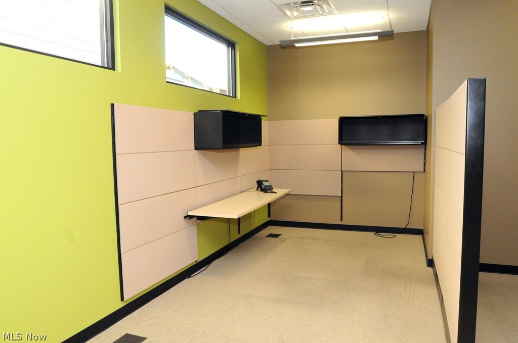 Cambridge - Commercial Lease