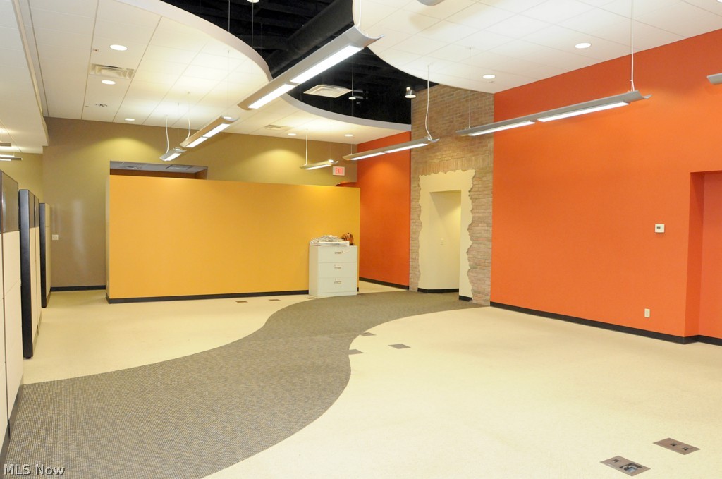 Cambridge - Commercial Lease