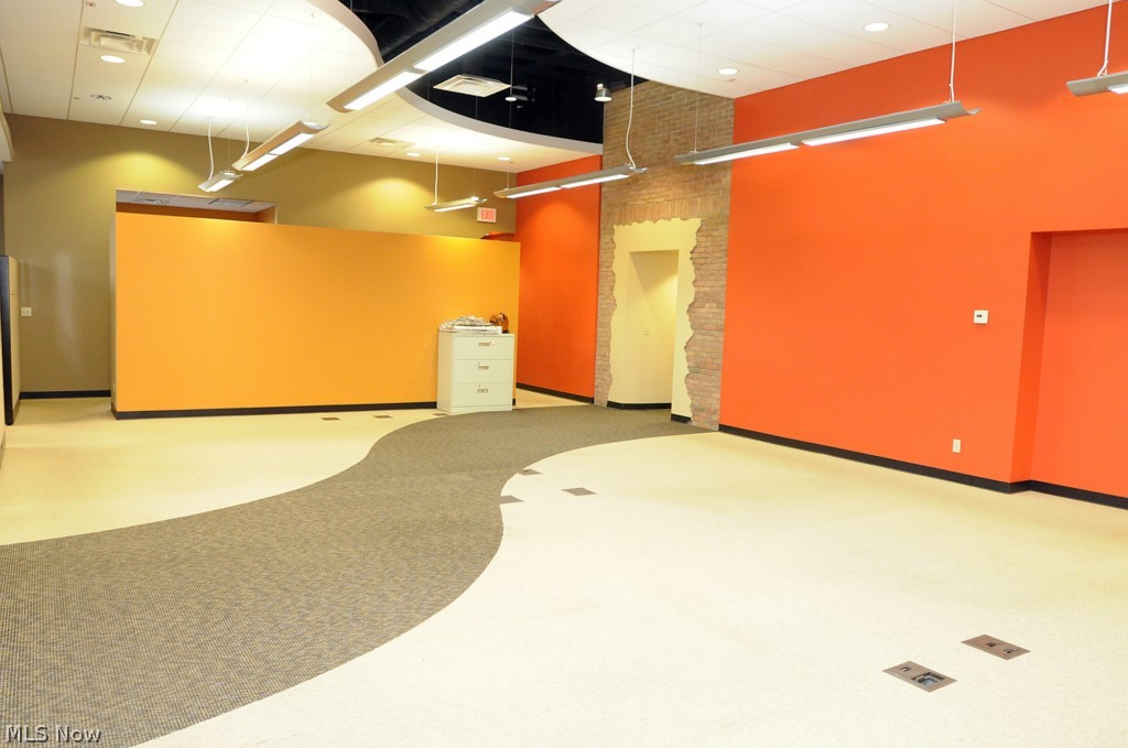 Cambridge - Commercial Lease