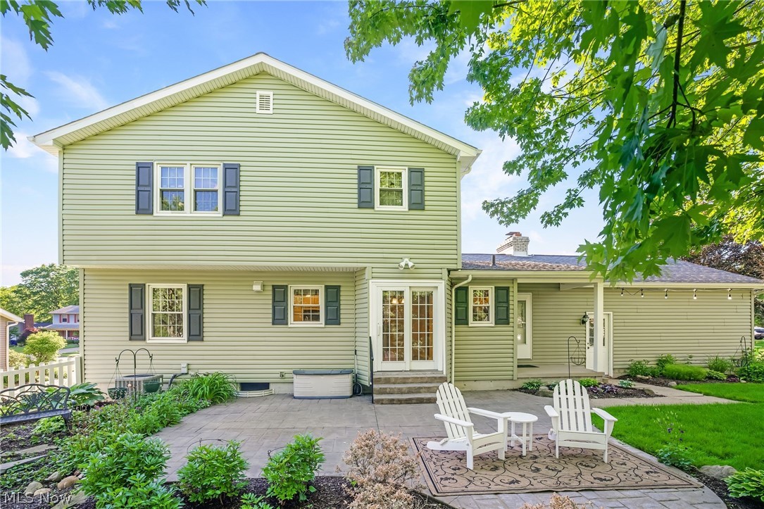 1112 Ledgebrook Drive