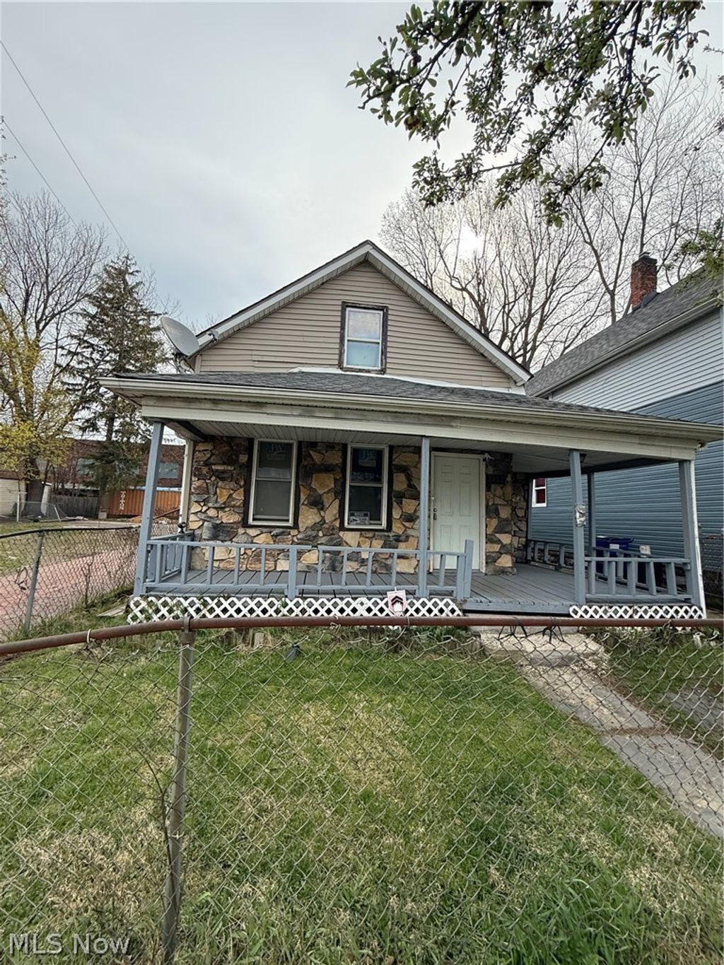 Photo of 3117 W 68th Street, Cleveland, OH 44102 (MLS # 5200729)