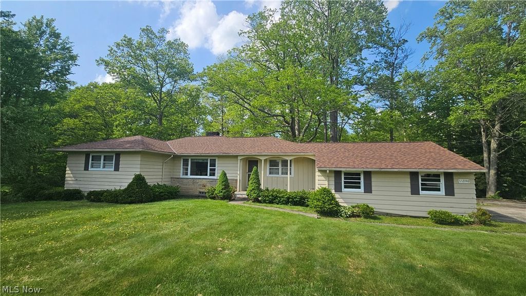 Photo of 11290 Colburn Road, Concord Township, OH 44077 (MLS # 5212165)
