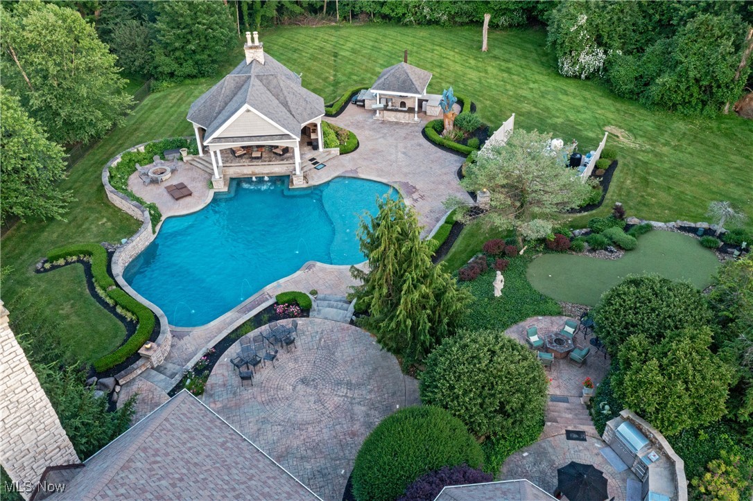 915 Creek View Drive