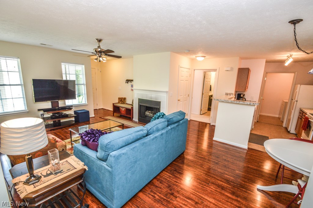 Lenox Crk - Residential