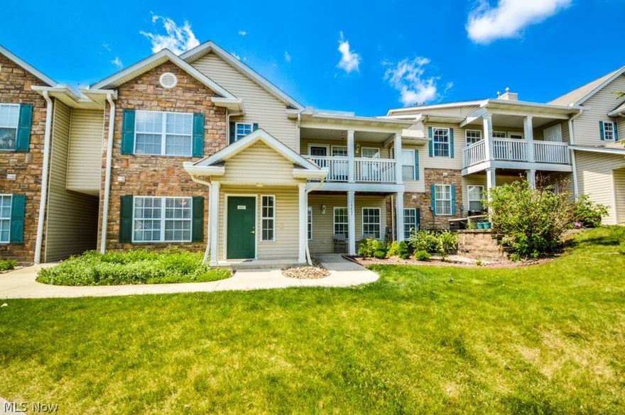 Beautifully updated first floor condo just minutes from all the shopping and dining your heart desires. Spacious open floor plan with gorgeous laminate hardwood floors. Kitchen is open to living room & dining with tile floors & breakfast bar. Cozy up to the gas fireplace on those cold winter nights. 2 spacious bedrooms, both with walk-in closets and master en-suite bath. Split floor plan design with bedrooms on opposite side of unit. Spacious master bath with updated vanity, light fixtures, tile floor & a generous sized walk-in shower. For the guests a second full bath with updated vanity, fixtures, tile floor & a shower/tub combo. Convenient in unit laundry. Serene & peaceful front porch overlooking a small garden area and green space.  All appliances and washer & dryer are included. You also get a 1 car garage(#42) that is directly out your front door just steps away. This is a must see!!!