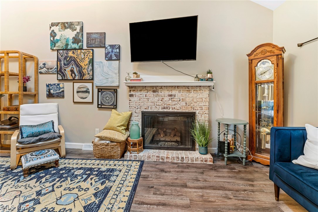 Oakwood Village Condo - Residential