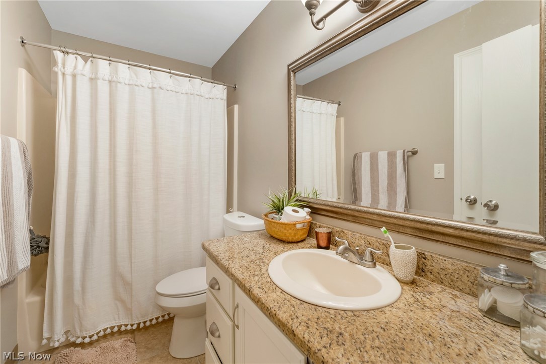 Oakwood Village Condo - Residential