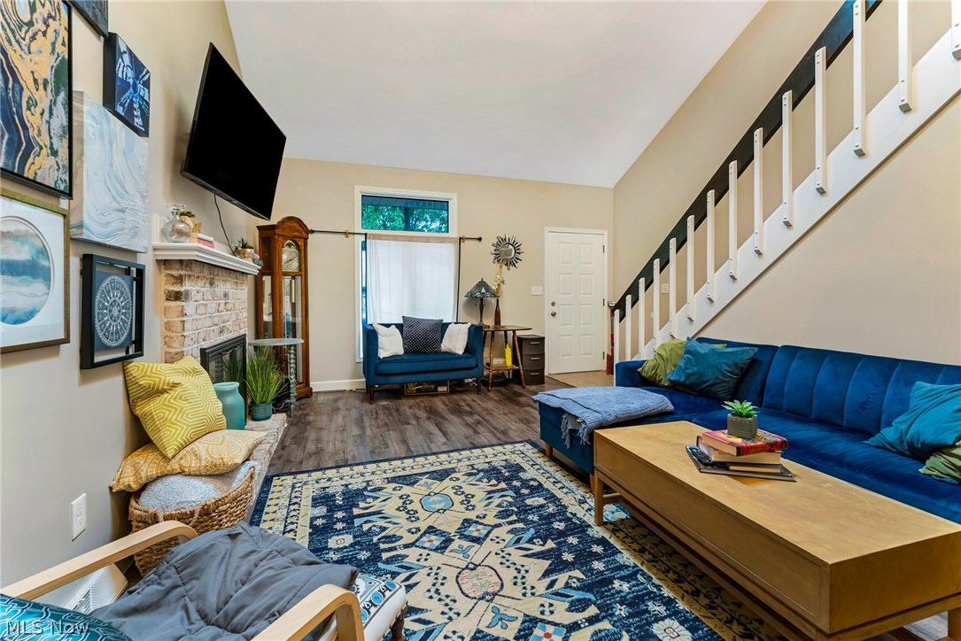 Oakwood Village Condo - Residential