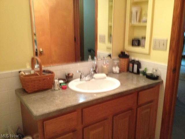 Hugh & Gladys Gibsons Allotme - Residential