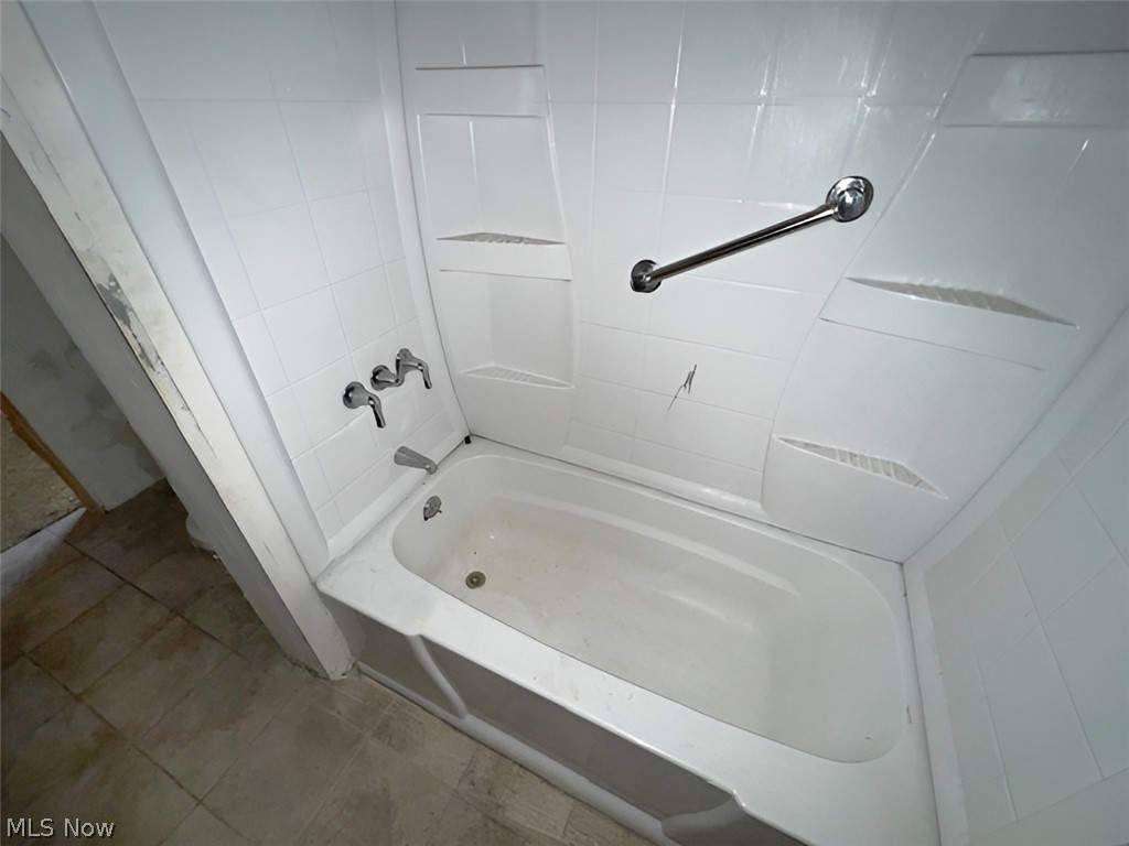 Conger-Helper Realty Companys - Residential