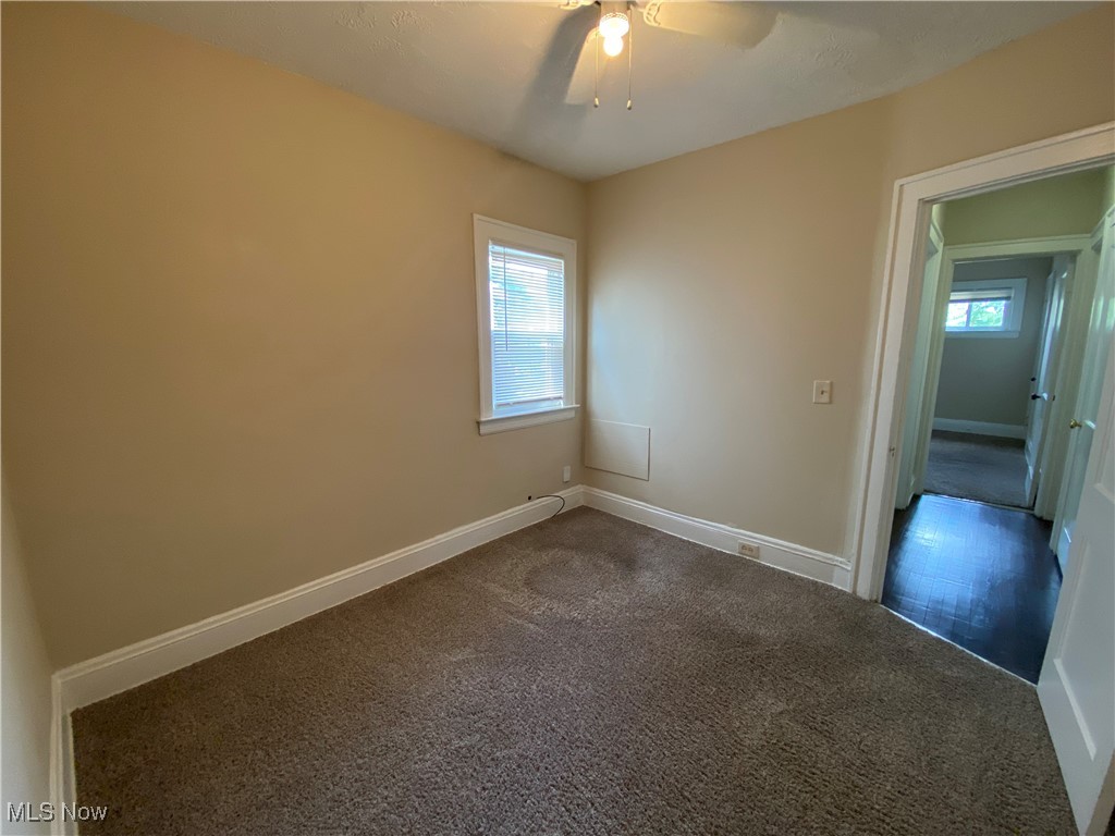 E R Cowins West 95th Street S - Residential Lease