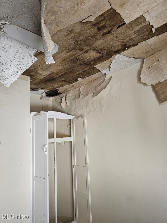 1388 Penhurst Road, Cleveland, Ohio image 18