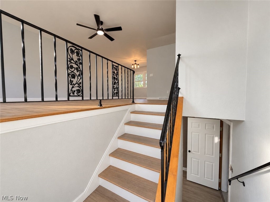 3086 Solar Drive NW
