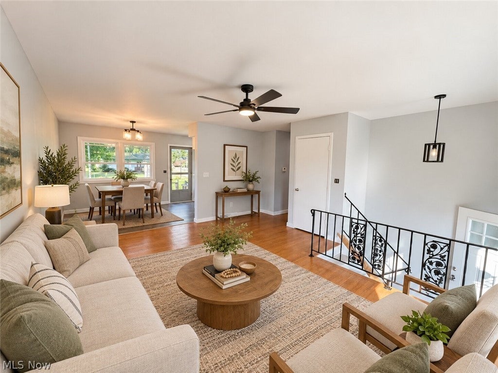 3086 Solar Drive NW