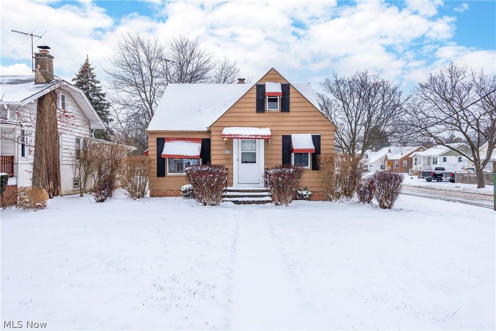 Photo of 4178 W 210th Street, Cleveland, OH 44126 (MLS # 5188814)