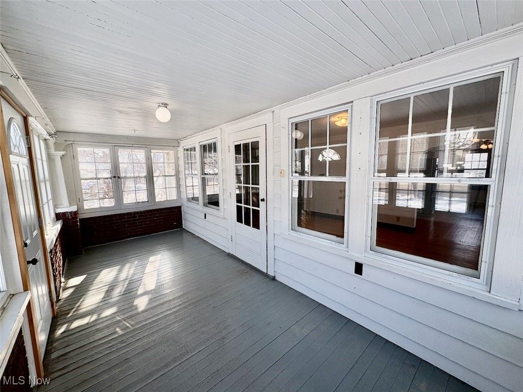 Photo of 910 S Broadway, Geneva, OH 44041 (MLS # 5182615)