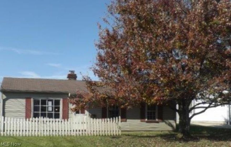 Quaint 3 bedroom, 1 bath ranch home conveniently located in Oakview manor.  This home offers 960  s.f. of living space with an eat-in kitchen and a detached 2 car garage.  With some updating and TLC, this would be a great opportunity for new owners.  REO Property, Sold AS-IS W/O Repair, Warranty or Seller Disclosure. The Listing Broker & Seller assume no responsibility & make no guarantees, warranties or representations as to the availability or accuracy of information contained herein. Buyer or buyer's agent responsible for confirmation of information contained herein. Water activation not permitted, only air pressure test.