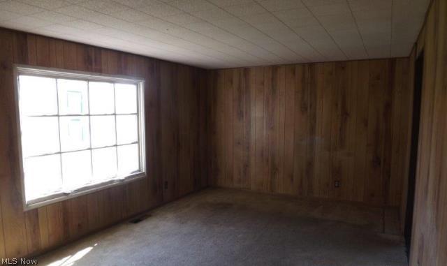 Oakview Manor - Residential