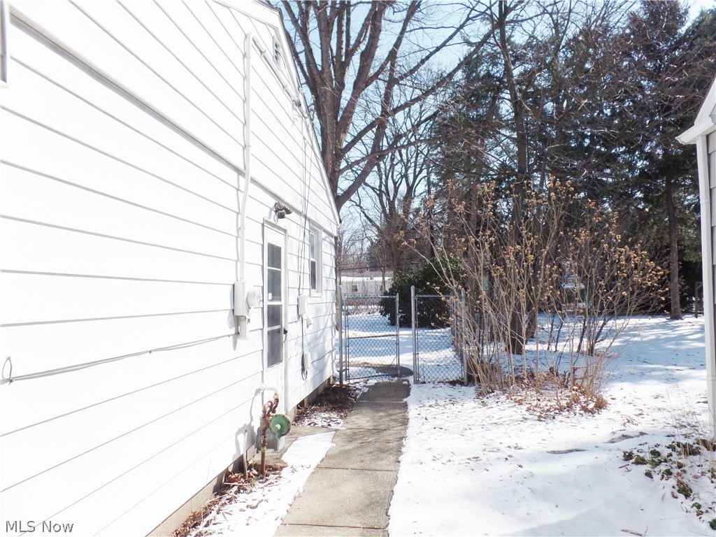 Midland Moor 03 - Residential