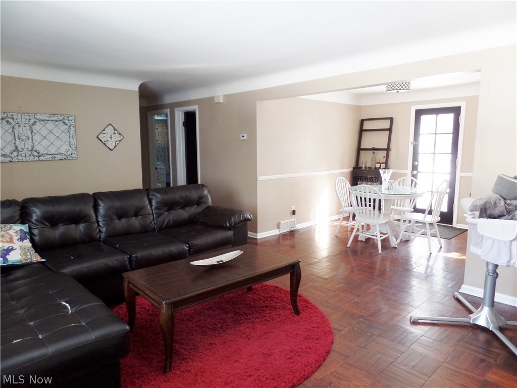 Midland Moor 03 - Residential