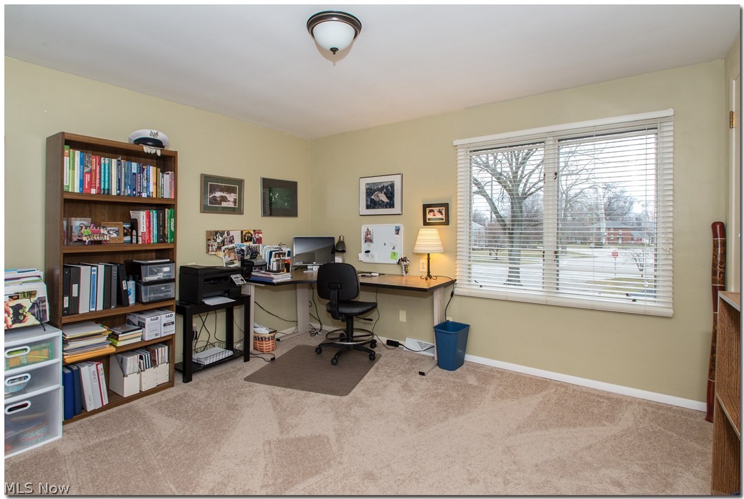 Victor Piccolis Courtland Ova - Residential