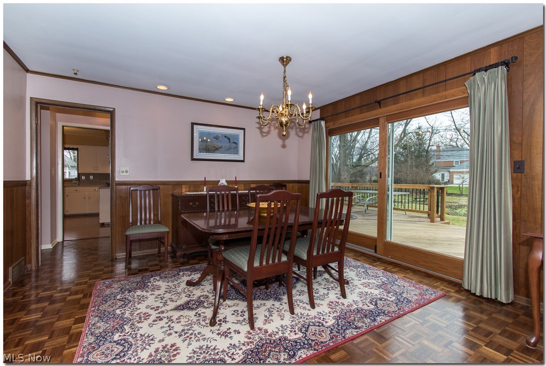 Victor Piccolis Courtland Ova - Residential