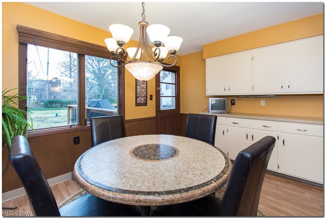 Victor Piccolis Courtland Ova - Residential