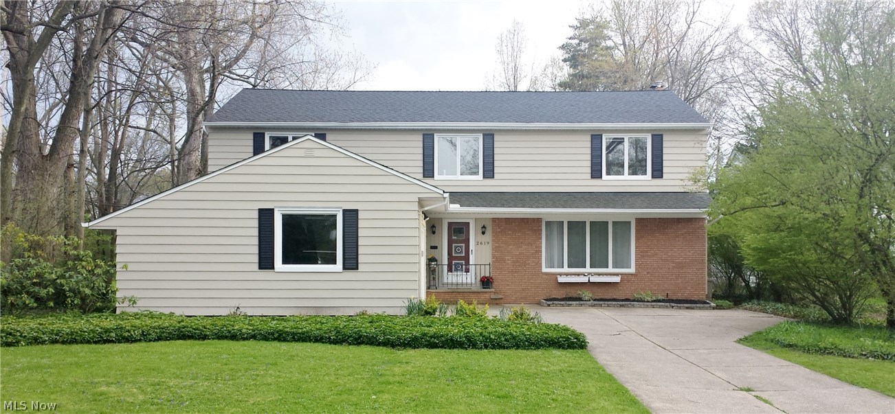 Victor Piccolis Courtland Ova - Residential