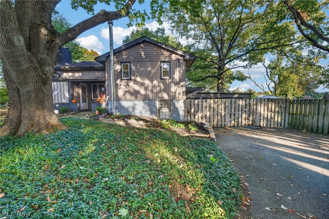 38565 Sugar Ridge Road