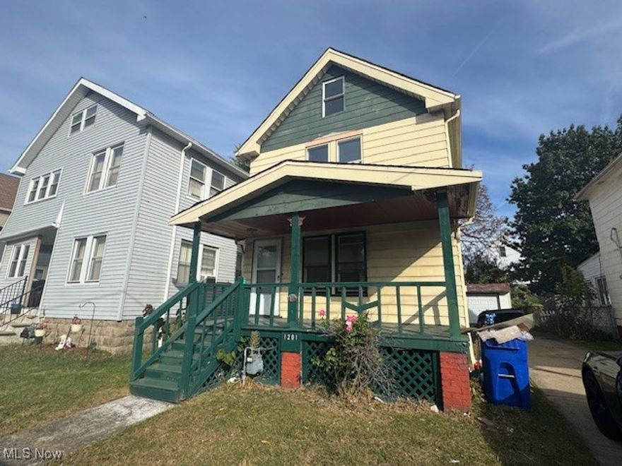 Welcome home to this bungalow near the Waterloo Arts District of Cleveland. First floor features kitchen dining room, and living room that brings in a ton of natural light. Upper floor features 3 bedrooms and a full bath. Full basement with laundry hookup.
Nicely sized backyard that is fenced in . Great front porch for enjoying the warm weather