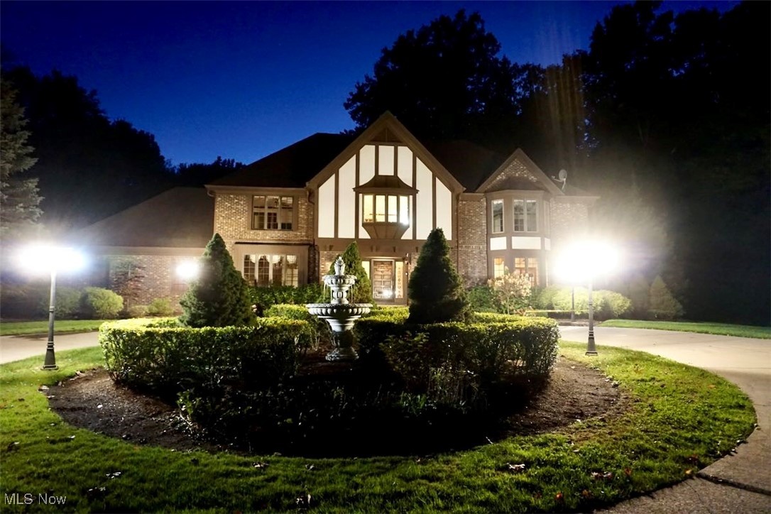 Suffolk County Estates 02 - Residential