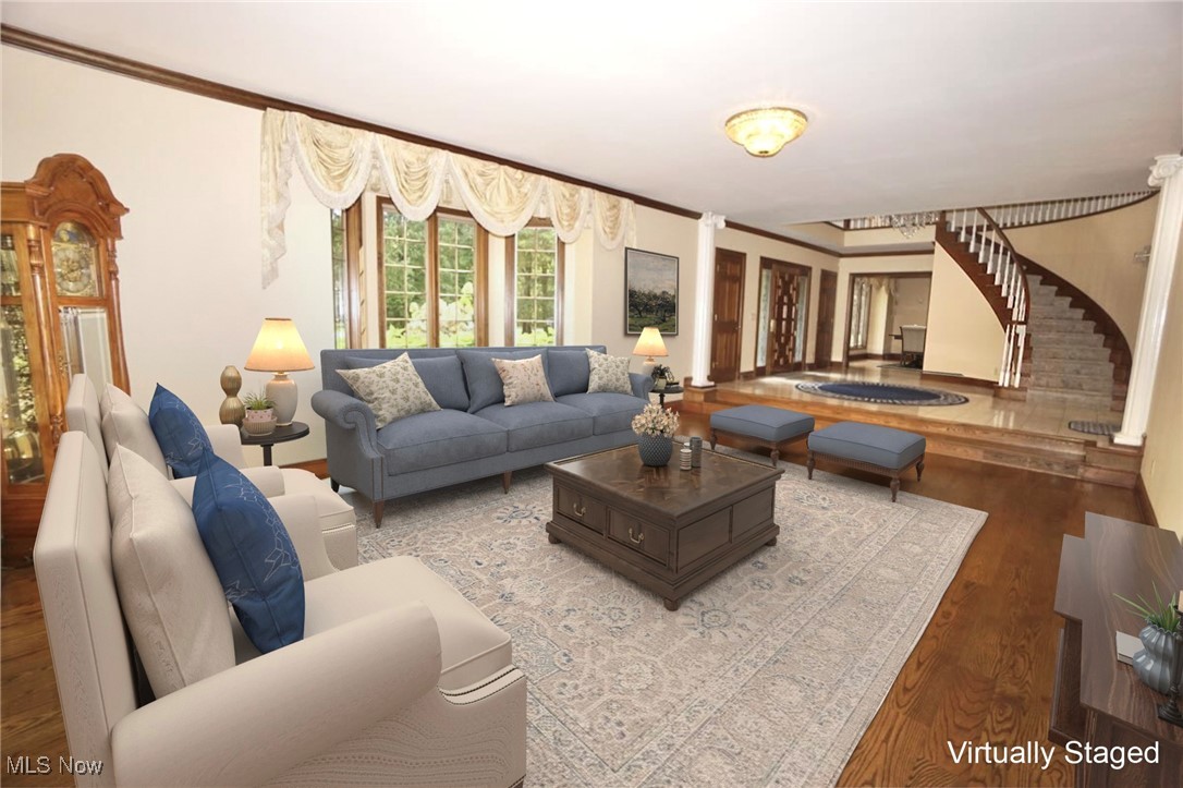 Suffolk County Estates 02 - Residential