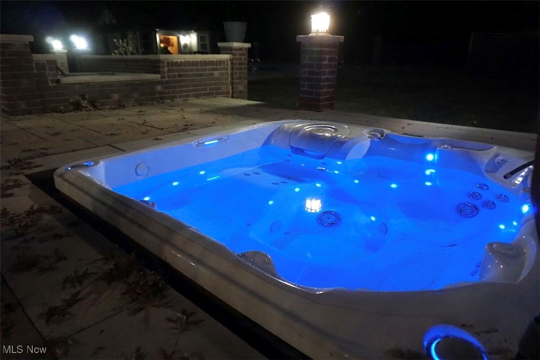 Suffolk County Estates 02 - Residential