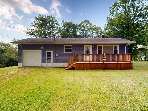 Homes For Sale - 6490 Willow Way<br/> Ashtabula County, Andover, OH 44003