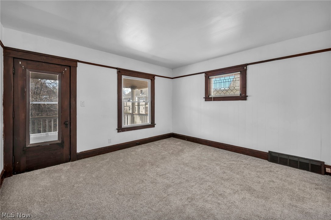 Brooklyn Rdg - Residential Income