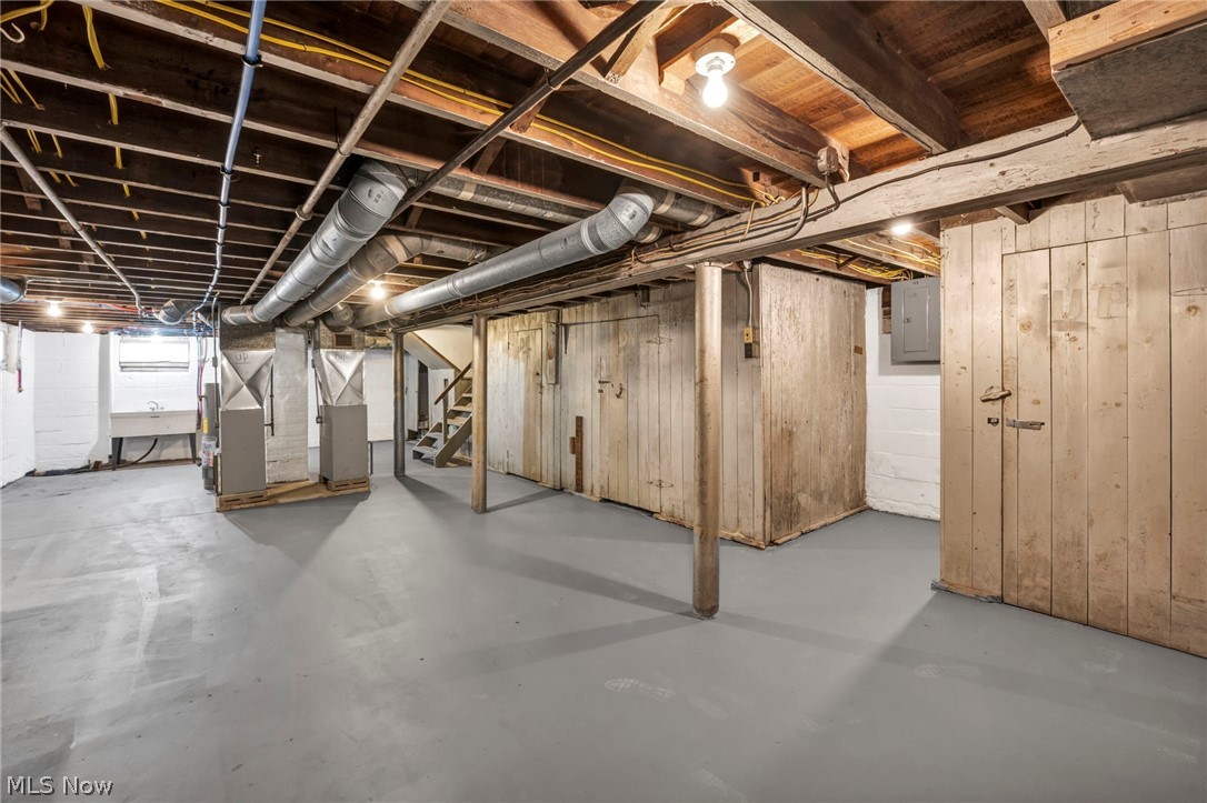 Brooklyn Rdg - Residential Income