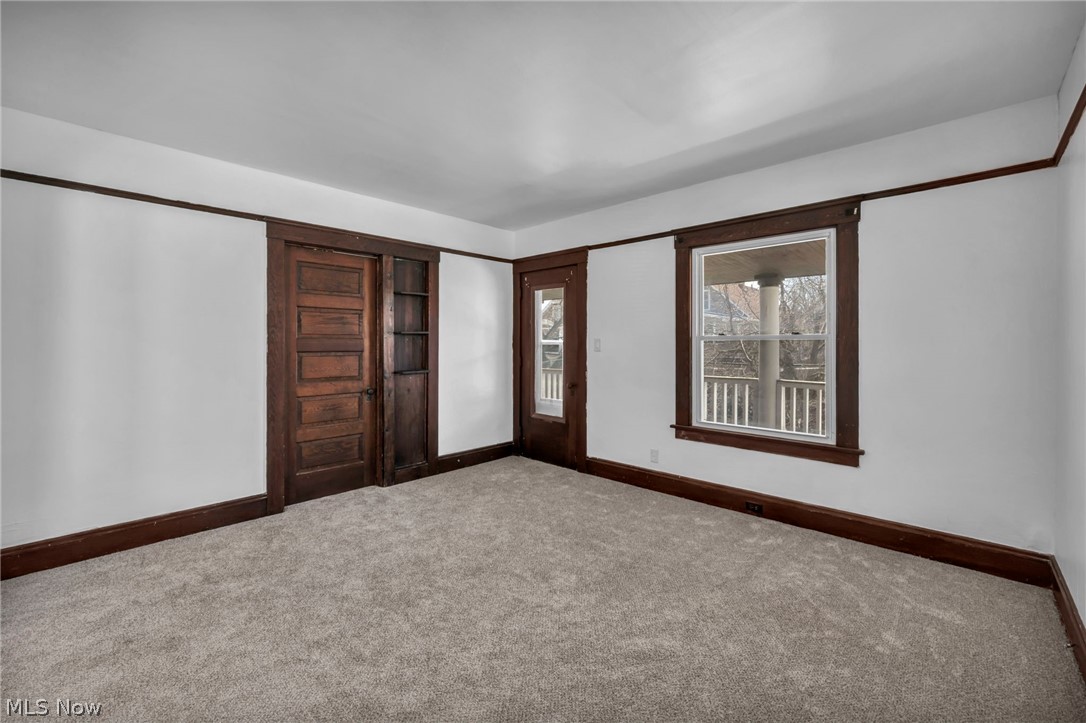 Brooklyn Rdg - Residential Income