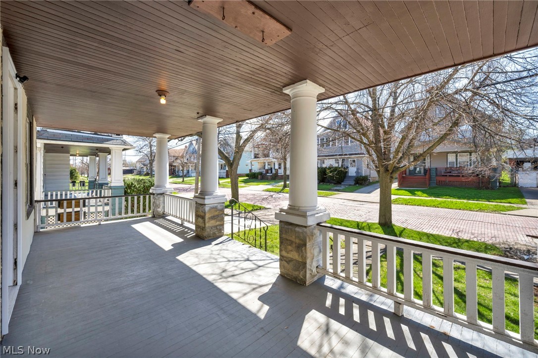 Brooklyn Rdg - Residential Income