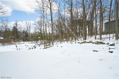 Tiny photo for 8712 Bradford Lane, Brecksville, OH 44141 (MLS # 5190233)