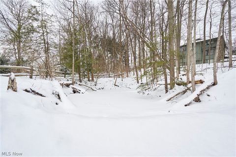 Tiny photo for 8712 Bradford Lane, Brecksville, OH 44141 (MLS # 5190233)